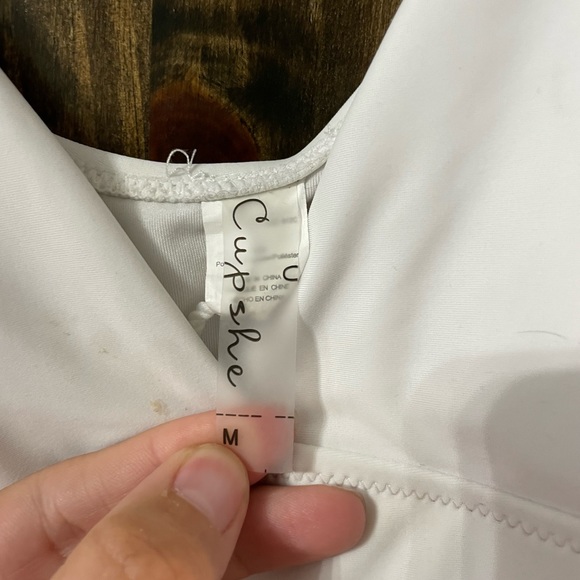 Cupshe Swimsuit - Picture 2 of 2